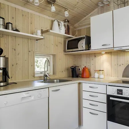 3634-nexo-hoddavej-4 * Neksø